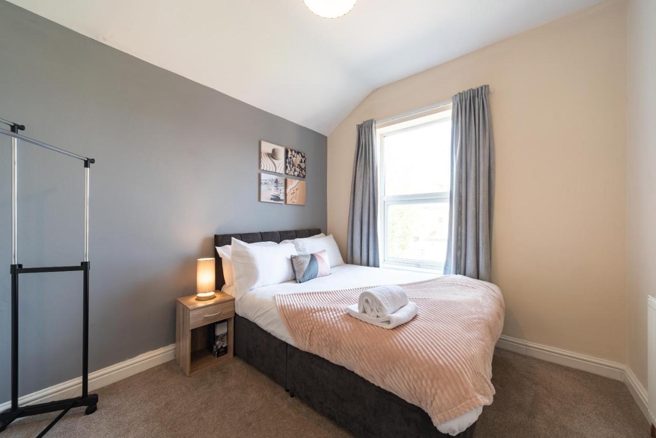3 Bedroom-5 Beds Newland Ave King'S Palace Leisure-Contractor-Heart Of Hull Amenities Кінгстон-апон-Галл Екстер'єр фото
