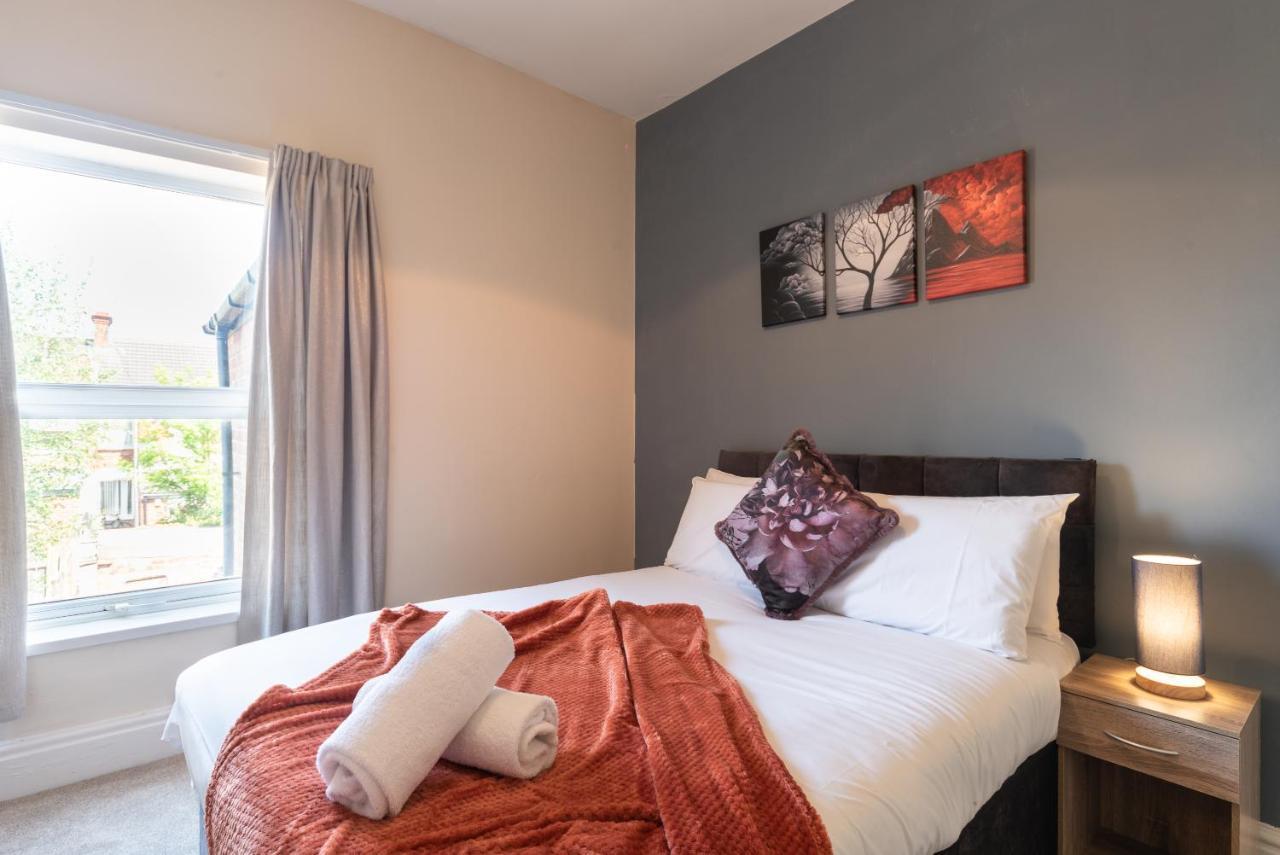 3 Bedroom-5 Beds Newland Ave King'S Palace Leisure-Contractor-Heart Of Hull Amenities Кінгстон-апон-Галл Екстер'єр фото