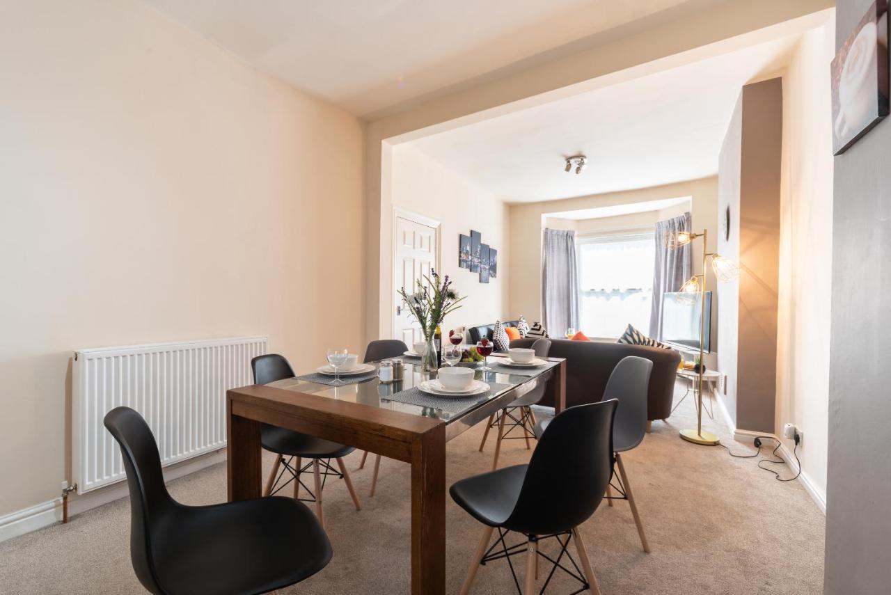 3 Bedroom-5 Beds Newland Ave King'S Palace Leisure-Contractor-Heart Of Hull Amenities Кінгстон-апон-Галл Екстер'єр фото